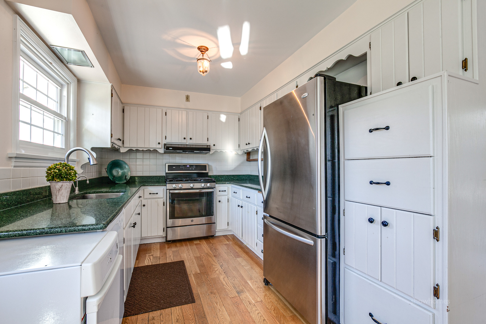381 South St Marys Road Libertyville, IL 60048 - Photo 10 of 32