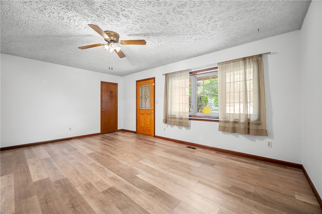 148 East Steidl Road Paris, IL 61944 - Photo 15 of 32