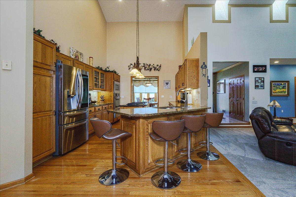 17743 Layton Path Lakeville, MN 55044 - Photo 14 of 108