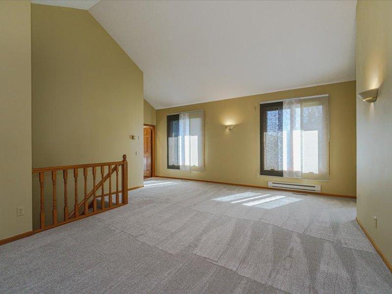 17743 Layton Path Lakeville, MN 55044 - Photo 37 of 108