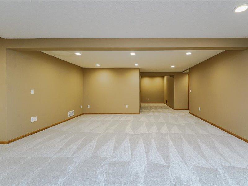 17743 Layton Path Lakeville, MN 55044 - Photo 49 of 108