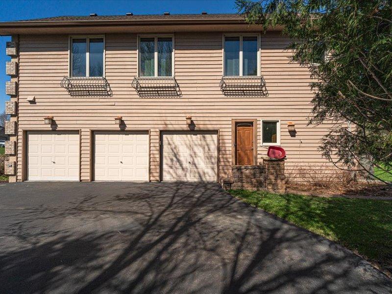 17743 Layton Path Lakeville, MN 55044 - Photo 91 of 108