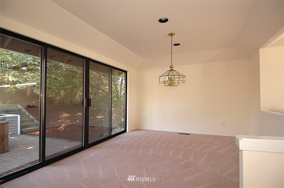 2816 Cedar Avenue South Renton, WA 98055 - Photo 8 of 17 Gallery Image 8