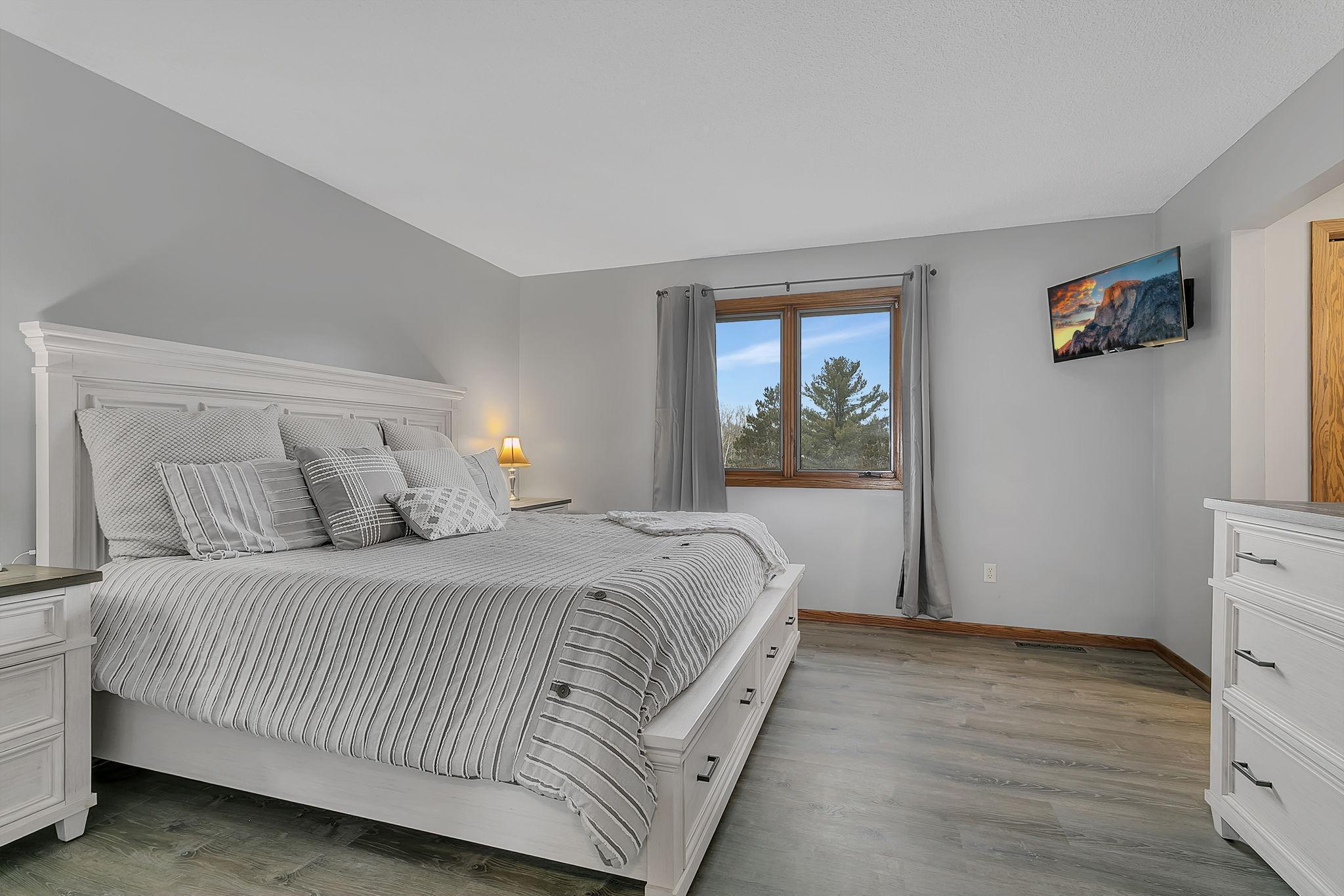 680 East Isle Street Isle, MN 56342 - Photo 19 of 29