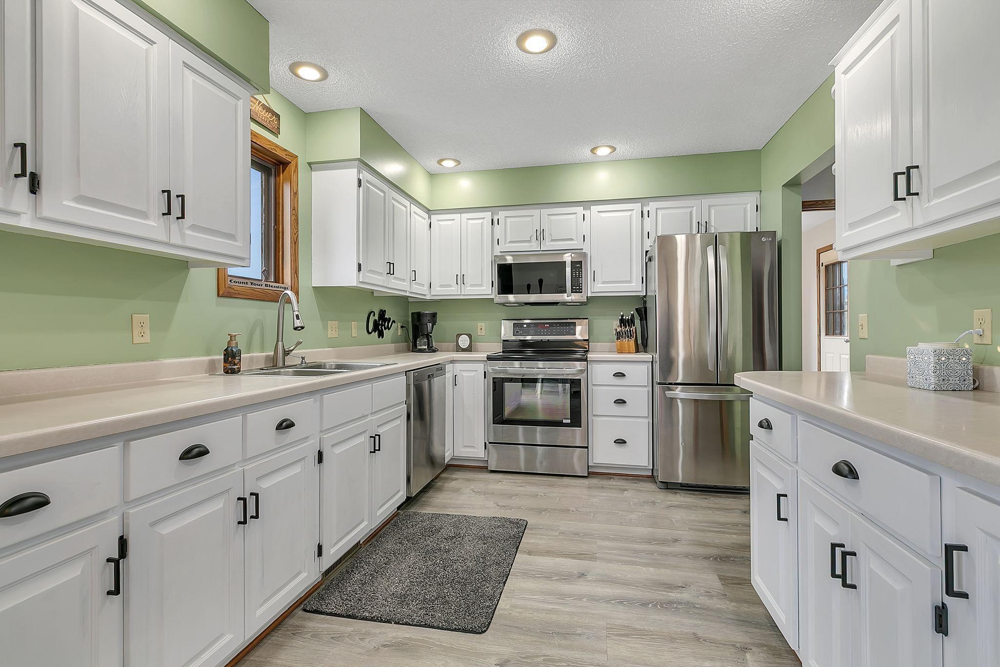 680 East Isle Street Isle, MN 56342 - Photo 4 of 29