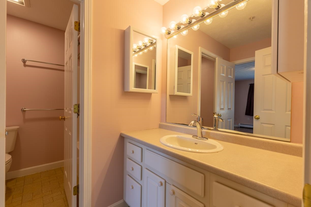 204 Washington Street, Unit 3 Dover, NH 03820 - Photo 16 of 27