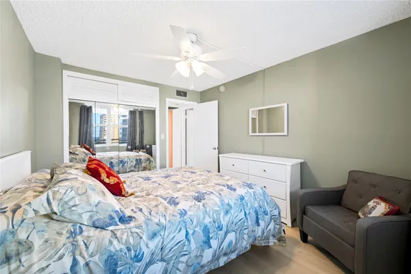 $2,450 | 201 North Ocean Boulevard, Unit 611, Pompano Beach, FL 33062