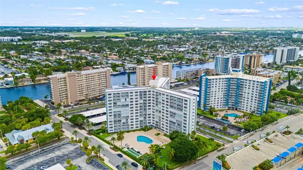 $2,450 | 201 North Ocean Boulevard, Unit 611, Pompano Beach, FL 33062