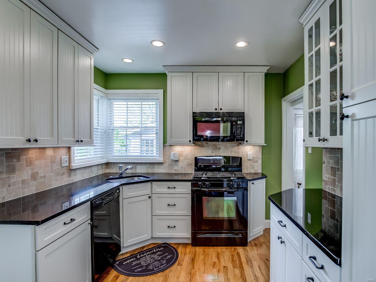 8702 Litzsinger Road St. Louis, MO 63144 - Photo 12 of 25 Gallery Image 12