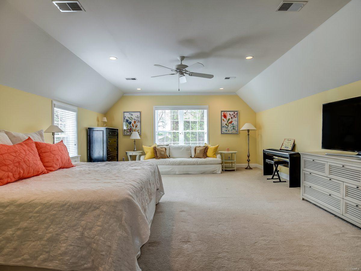 8702 Litzsinger Road St. Louis, MO 63144 - Photo 18 of 25 Gallery Image 18