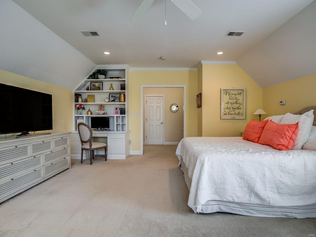 8702 Litzsinger Road St. Louis, MO 63144 - Photo 19 of 25 Gallery Image 19