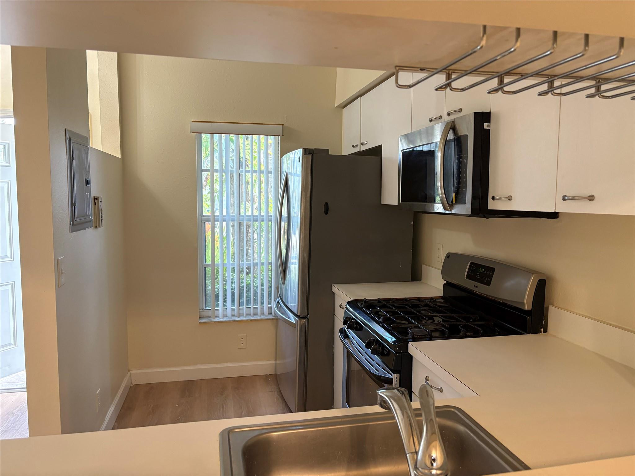 7835 Dixie Beach Circle, Unit 7835 Tamarac, FL 33321 - Photo 3 of 10 Photo 3