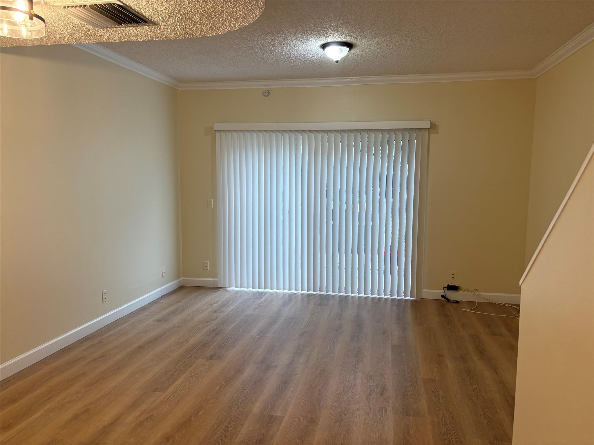 7835 Dixie Beach Circle, Unit 7835 Tamarac, FL 33321 - Photo 5 of 10 Photo 5