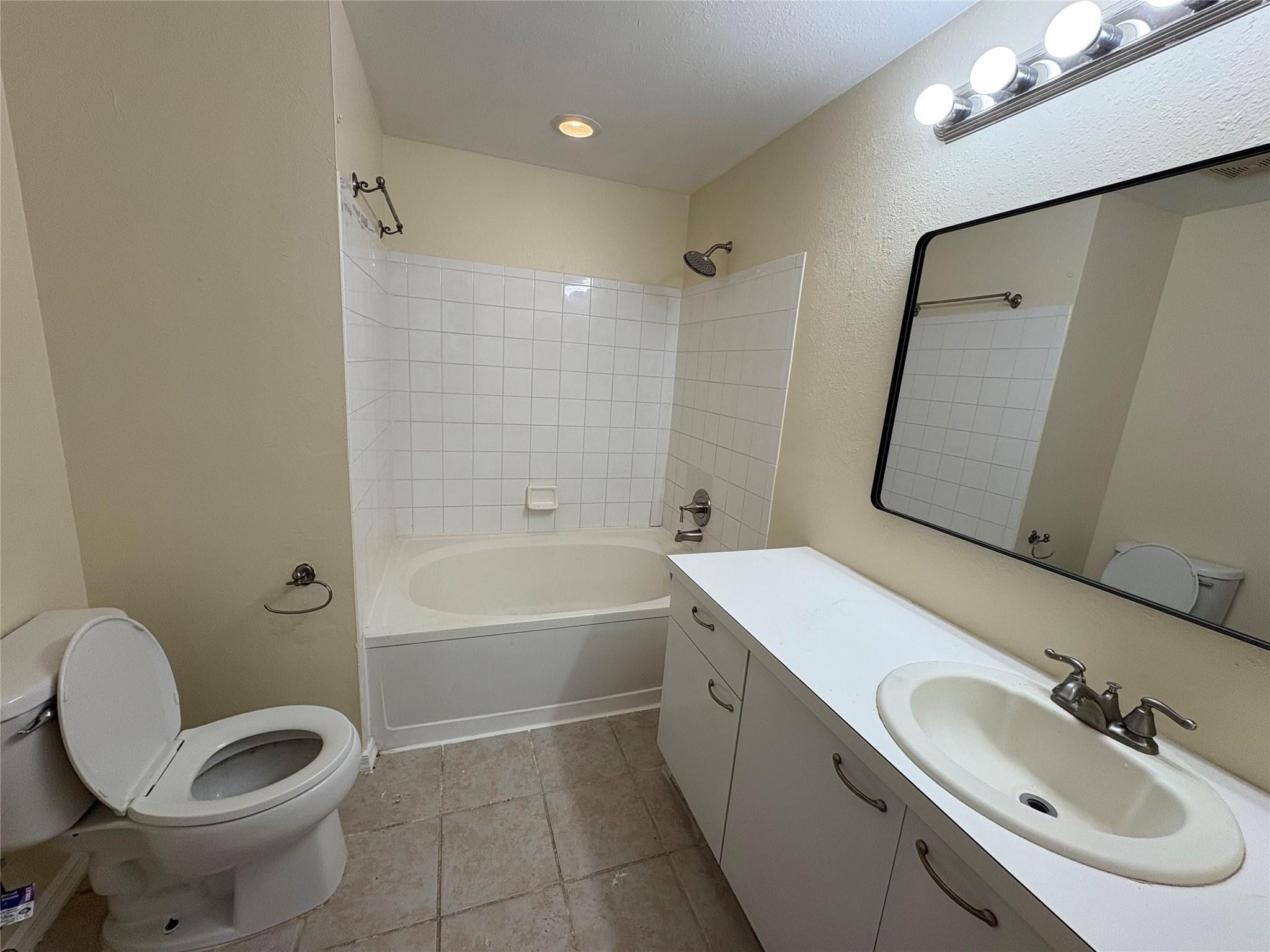 7835 Dixie Beach Circle, Unit 7835 Tamarac, FL 33321 - Photo 9 of 10 Photo 9