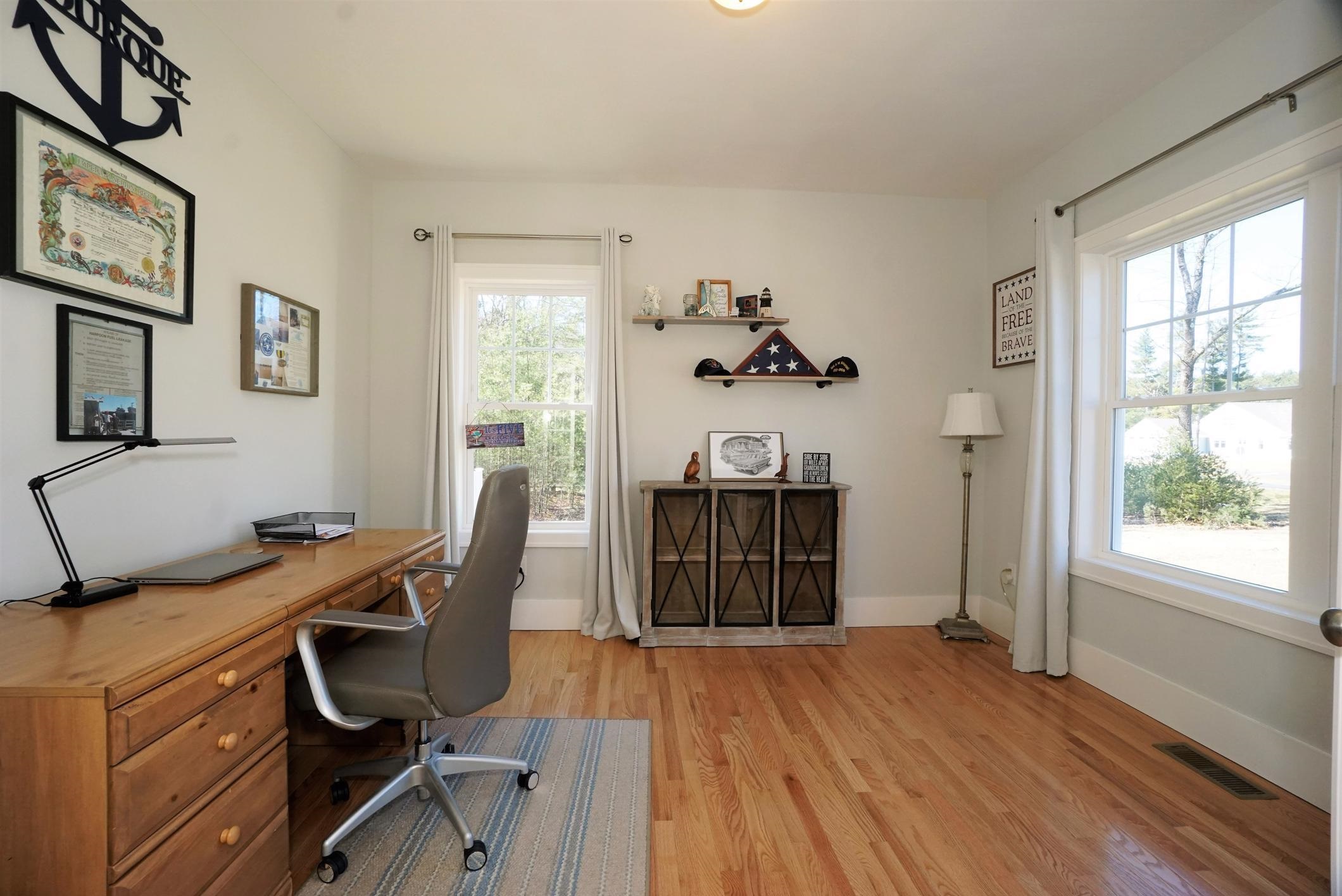 13 Weatherstone Road, Unit 22 Litchfield, NH 03052 - Photo 11 of 40