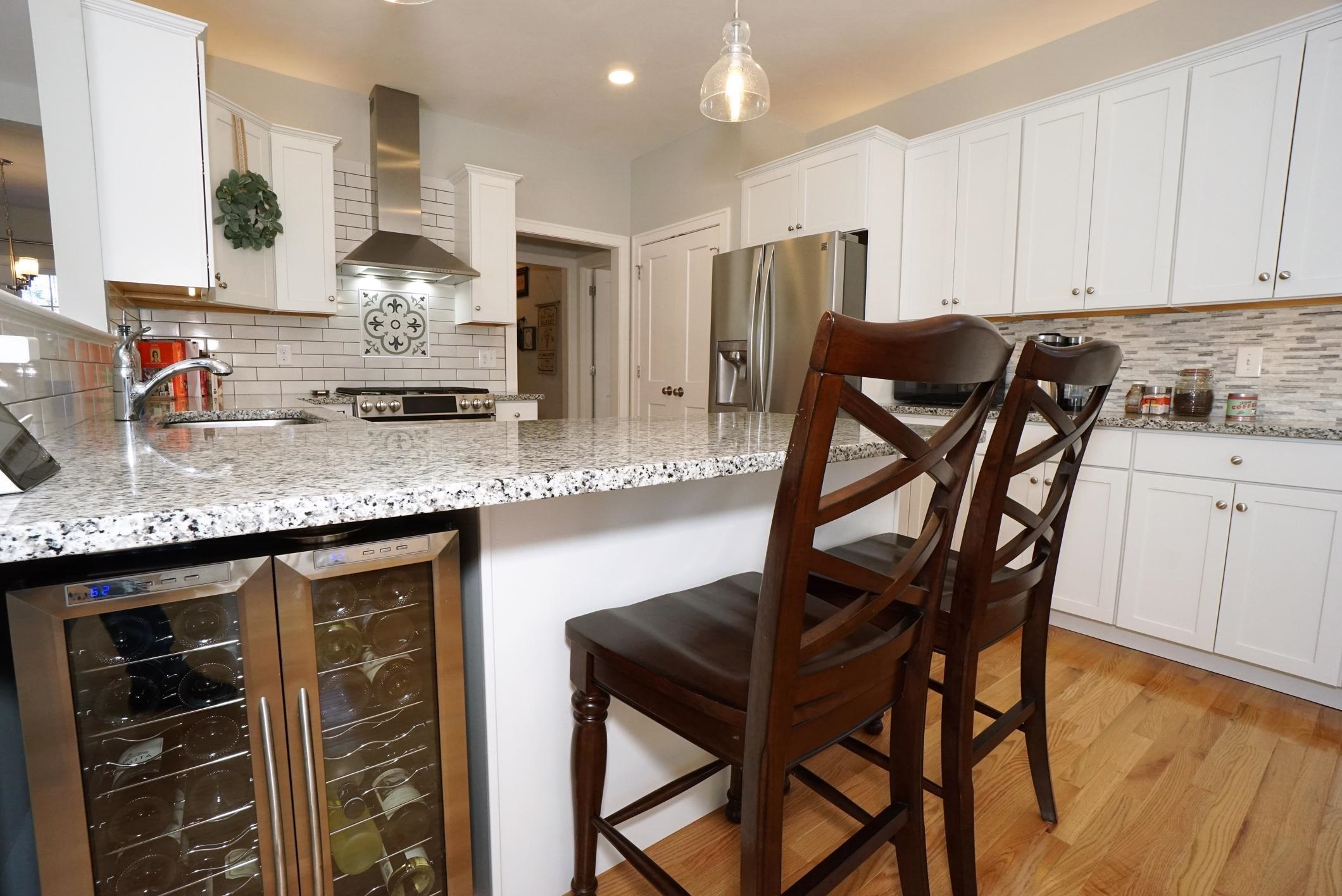 13 Weatherstone Road, Unit 22 Litchfield, NH 03052 - Photo 8 of 40