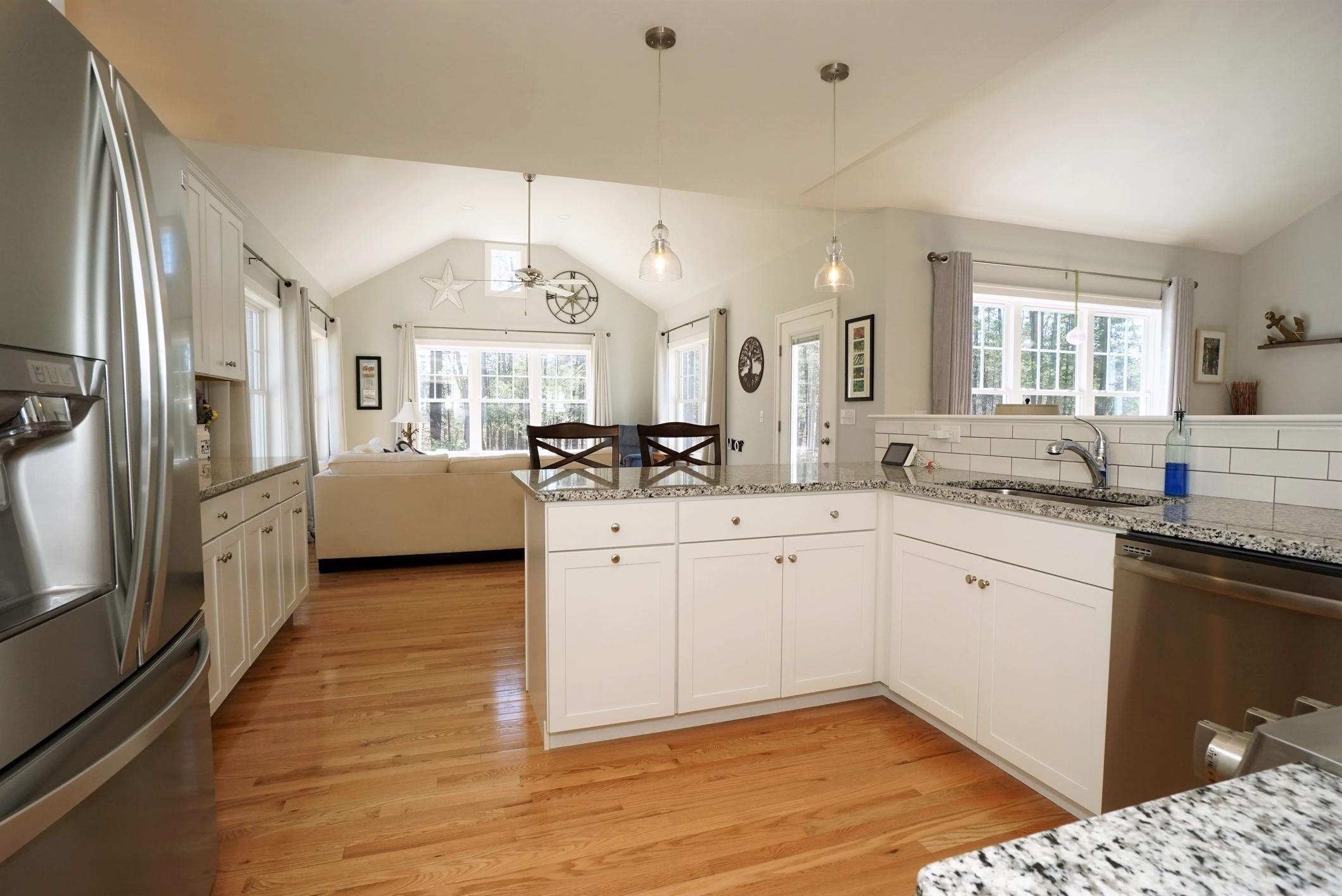 13 Weatherstone Road, Unit 22 Litchfield, NH 03052 - Photo 10 of 40