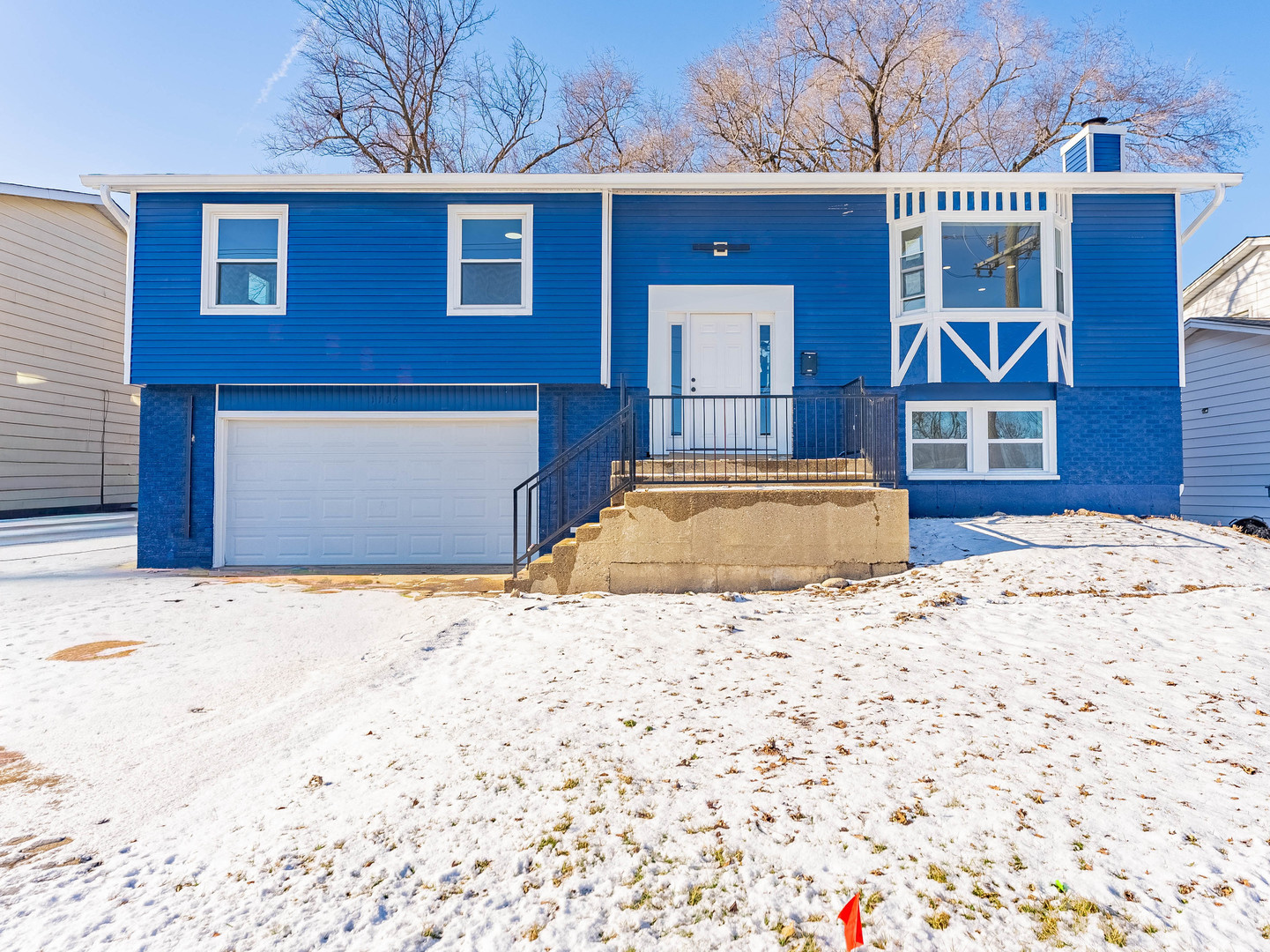 1116 Busse Road Mount Prospect, IL 60056 - Photo 3 of 33 Gallery Image 3
