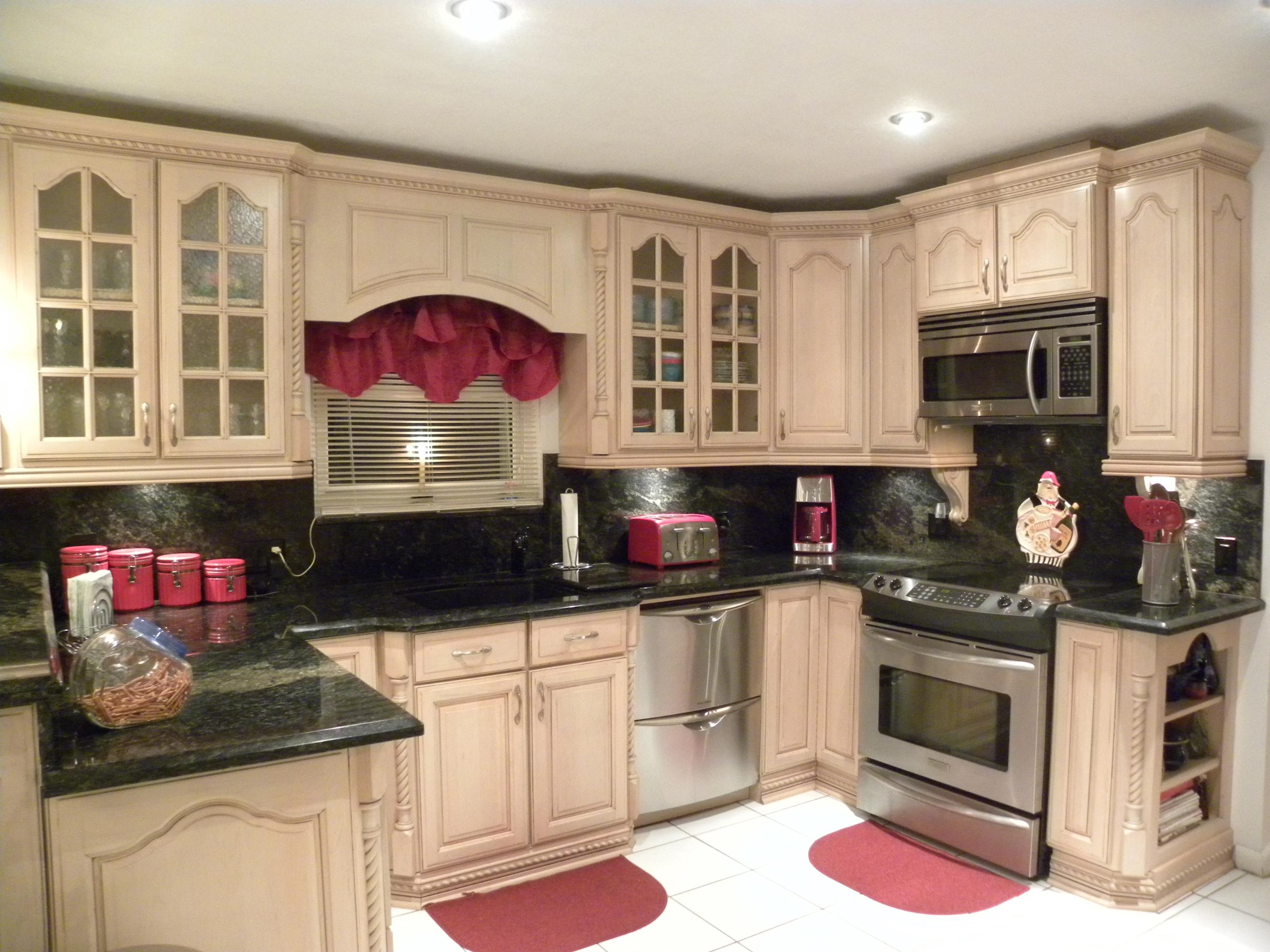 990 Southwest 18th Street Boca Raton, FL 33486 - Photo 3 of 22 Gourmet Granite Kitchen