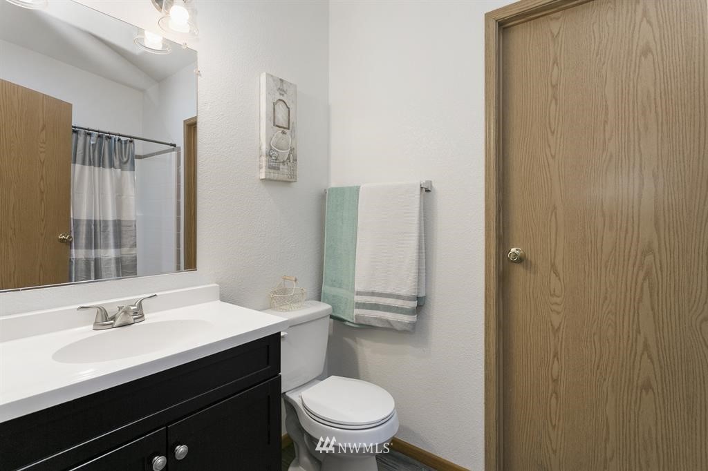 2274 Mountain View Road East Port Orchard, WA 98366 - Photo 17 of 25 Gallery Image 17