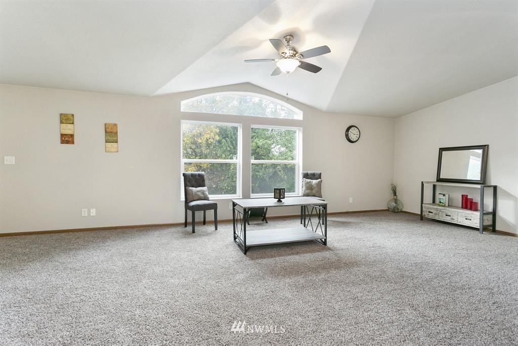 2274 Mountain View Road East Port Orchard, WA 98366 - Photo 6 of 25 Gallery Image 6