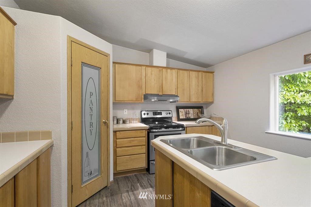 2274 Mountain View Road East Port Orchard, WA 98366 - Photo 9 of 25 Gallery Image 9