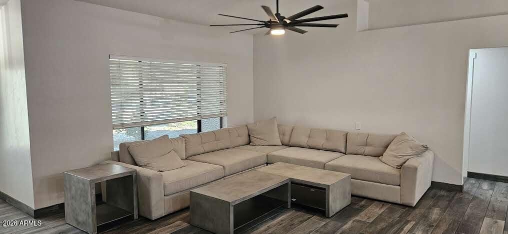 3310 Ridge Crest Street Sierra Vista, AZ 85650 - Photo 6 of 31 20260710_175536