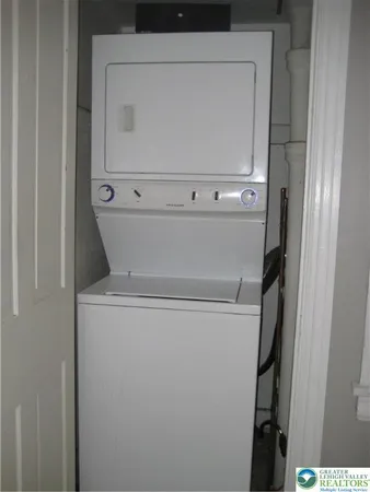 a close up view of washer and dryer