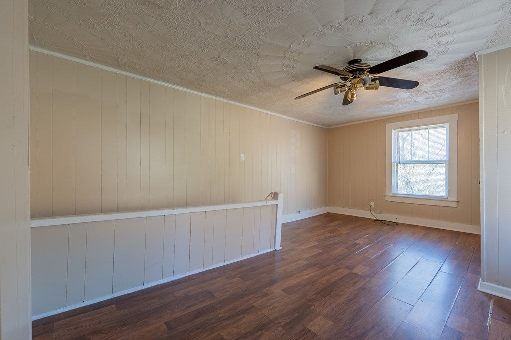 4033 Brookmont Road Pulaski, VA 24301 - Photo 27 of 58 Gallery Image 27