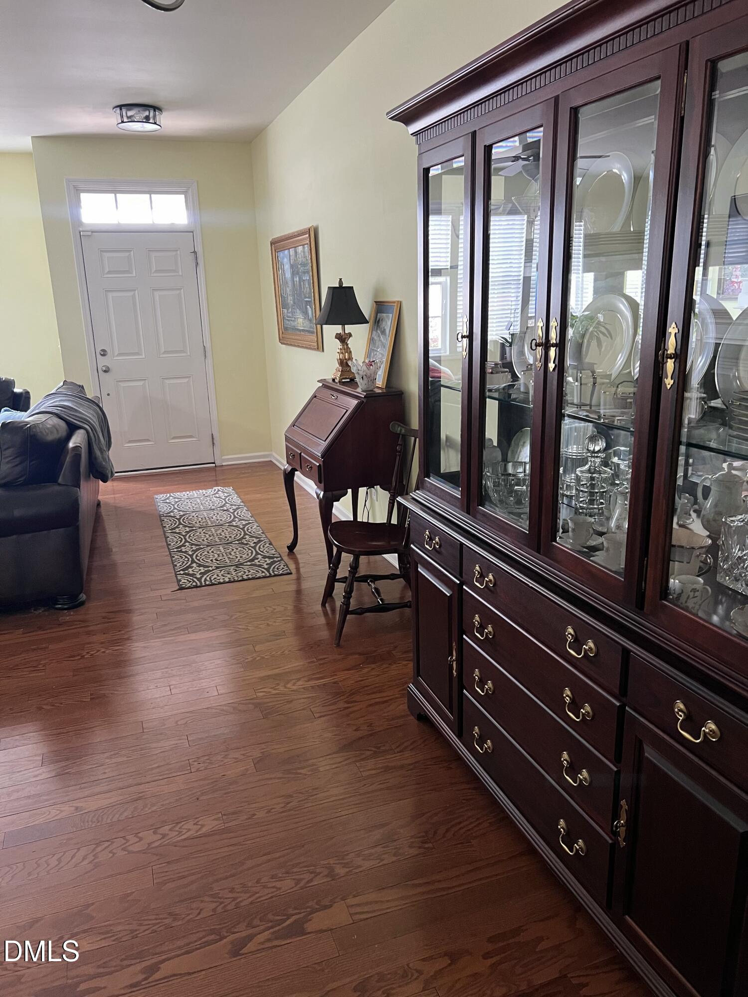1331 Still Monument Way Raleigh, NC 27603 - Photo 4 of 37 Living Room