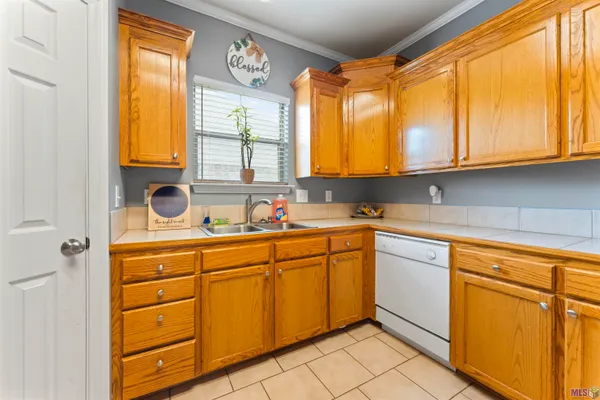 $249,900 | 40463 Fox Run Drive, Gonzales, LA 70737