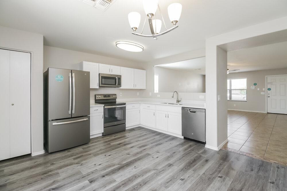 11517 West Charter Oak Road El Mirage, AZ 85335 - Photo 7 of 16 Photo #7