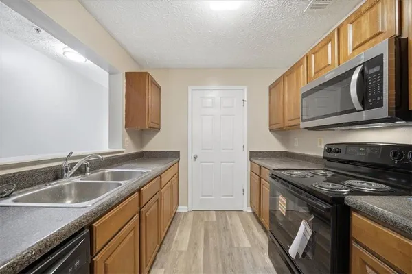 $1,800 | 8201 Fairington Ridge Circle, Lithonia, GA 30038