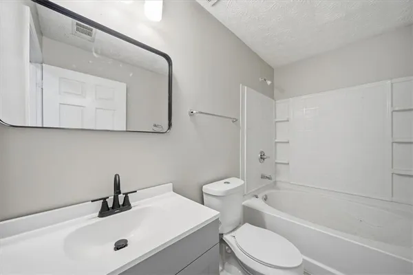 $1,800 | 8201 Fairington Ridge Circle, Lithonia, GA 30038