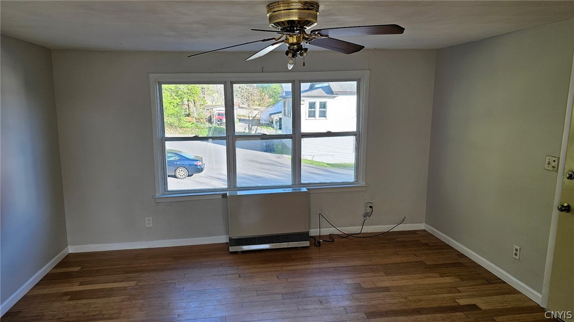130 Old Liverpool Road Salina, NY 13088 - Photo 2 of 9