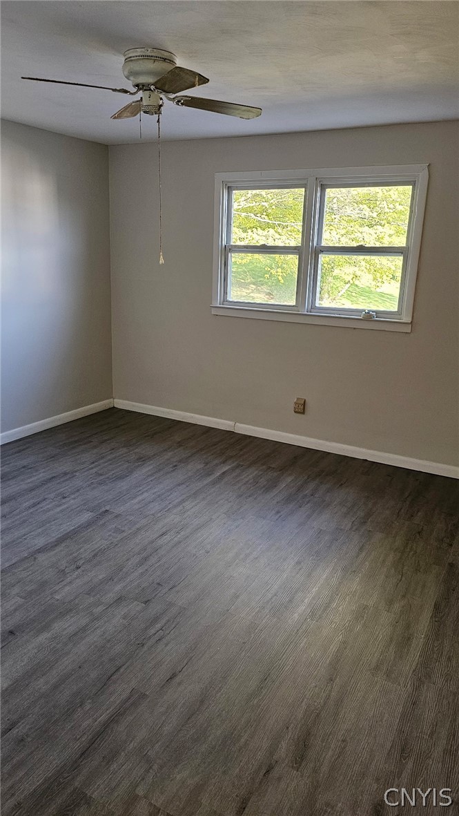 130 Old Liverpool Road Salina, NY 13088 - Photo 7 of 9