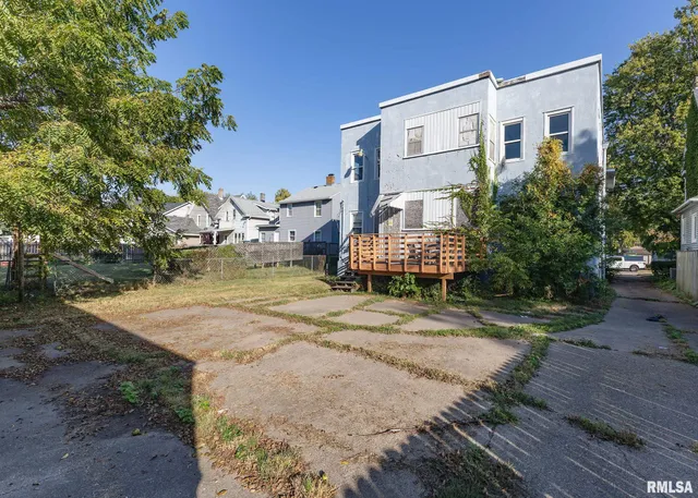 $69,900 | 513 6th Avenue South, Clinton, IA 52732