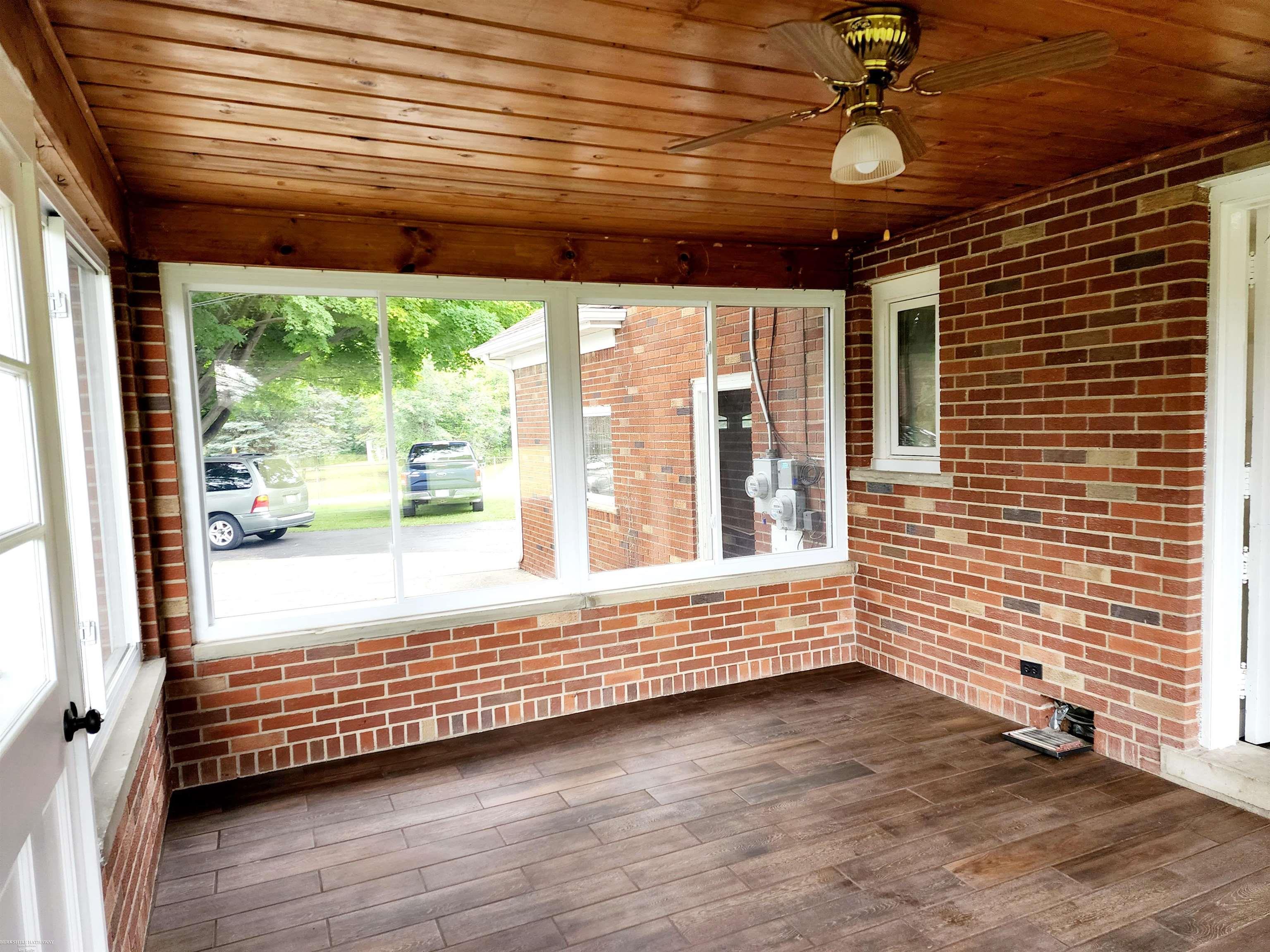 67920 Romeo Plank Road Ray, MI 48096 - Photo 41 of 65
