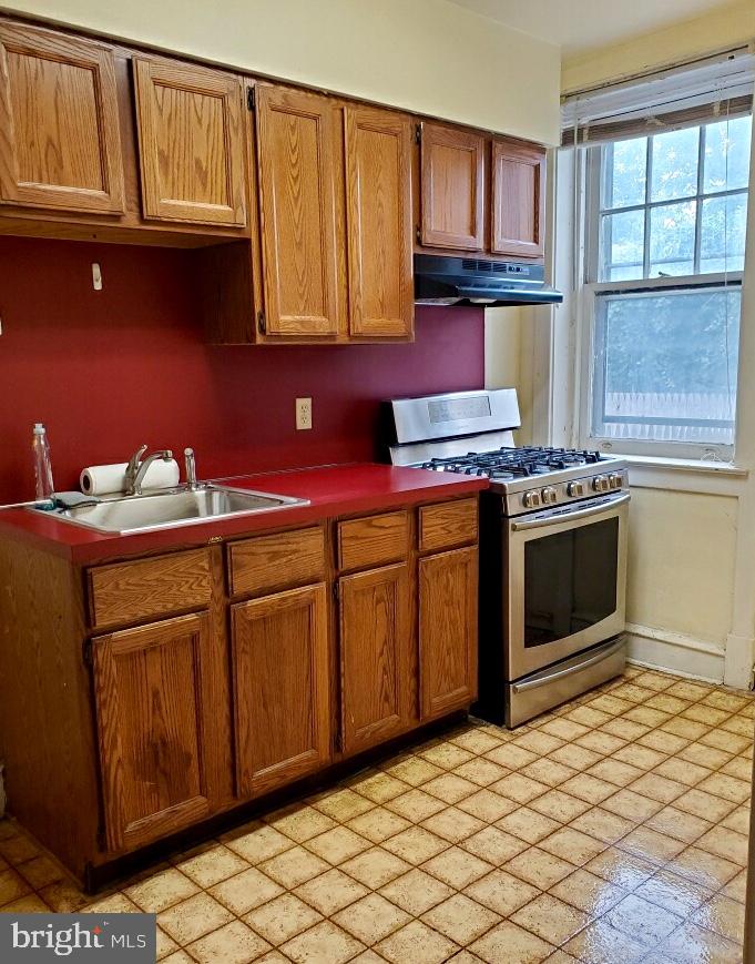 10 Pelham Road Philadelphia, PA 19119 - Photo 3 of 11 Gallery Image 3