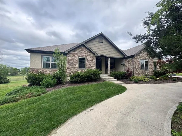 $1,499,900 | 22785 South Renner Road, Spring Hill, KS 66083