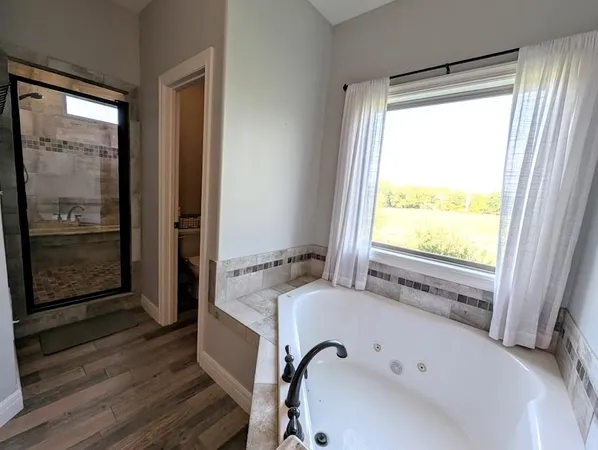 $1,695,000 | 22785 South Renner Road, Spring Hill, KS 66083