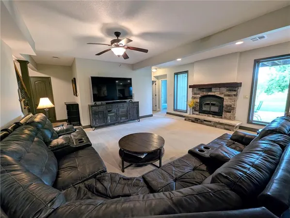 $1,695,000 | 22785 South Renner Road, Spring Hill, KS 66083