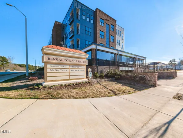 $295,000 | 2425 Gathering Sq Court, Fuquay-Varina, NC 27526