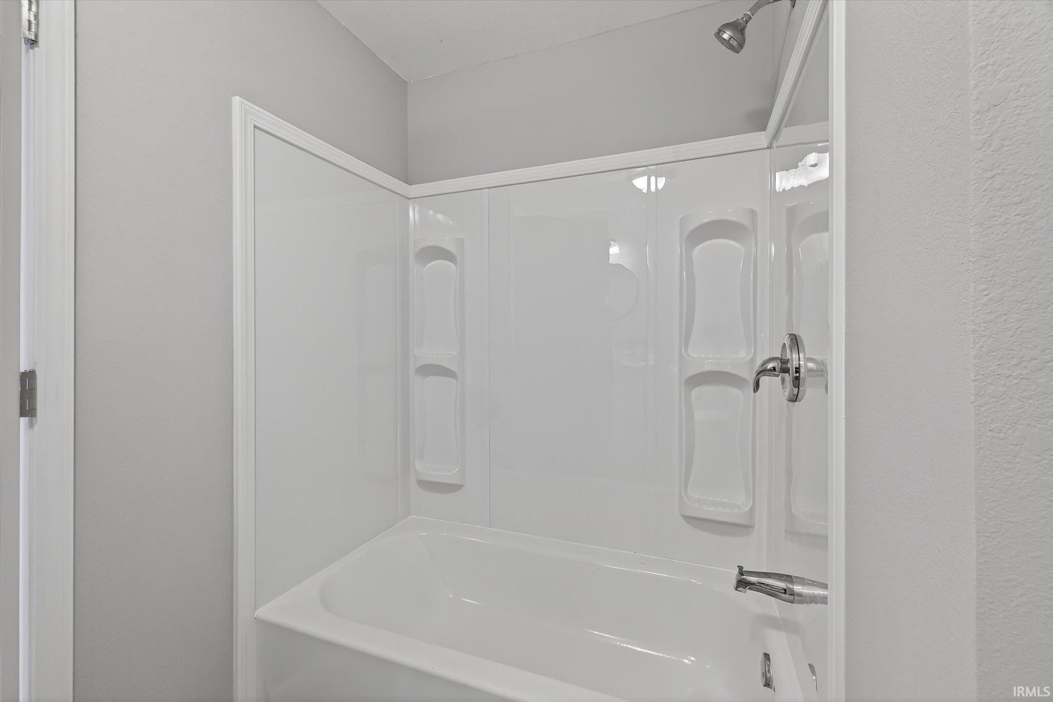 178 7th Street Southeast Linton, IN 47441 - Photo 18 of 36