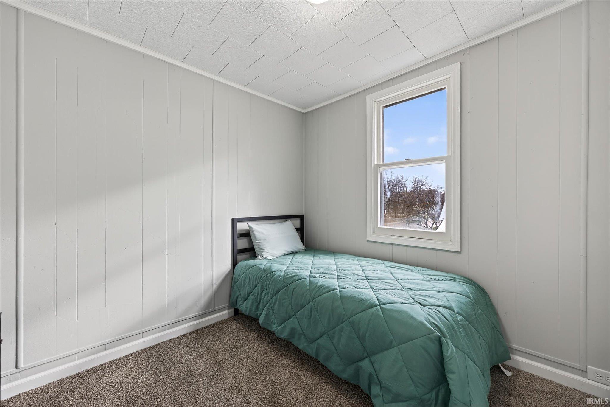 178 7th Street Southeast Linton, IN 47441 - Photo 27 of 36