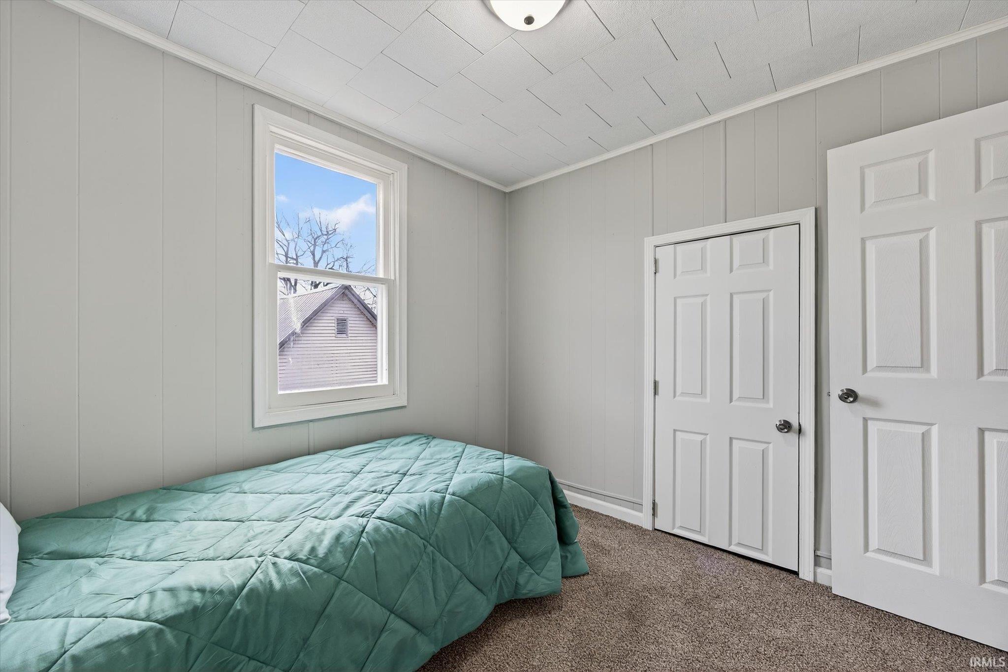 178 7th Street Southeast Linton, IN 47441 - Photo 28 of 36