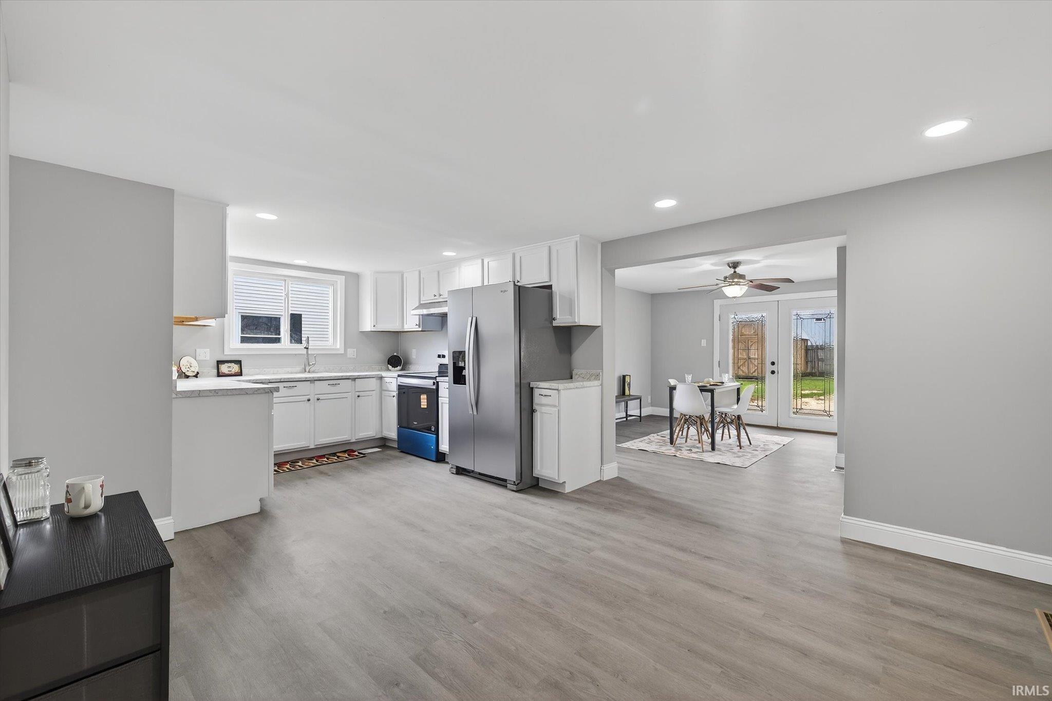 178 7th Street Southeast Linton, IN 47441 - Photo 7 of 36