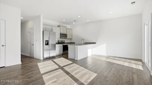 $282,485 | 3792 Wyatt Way, Kodak, TN 37764