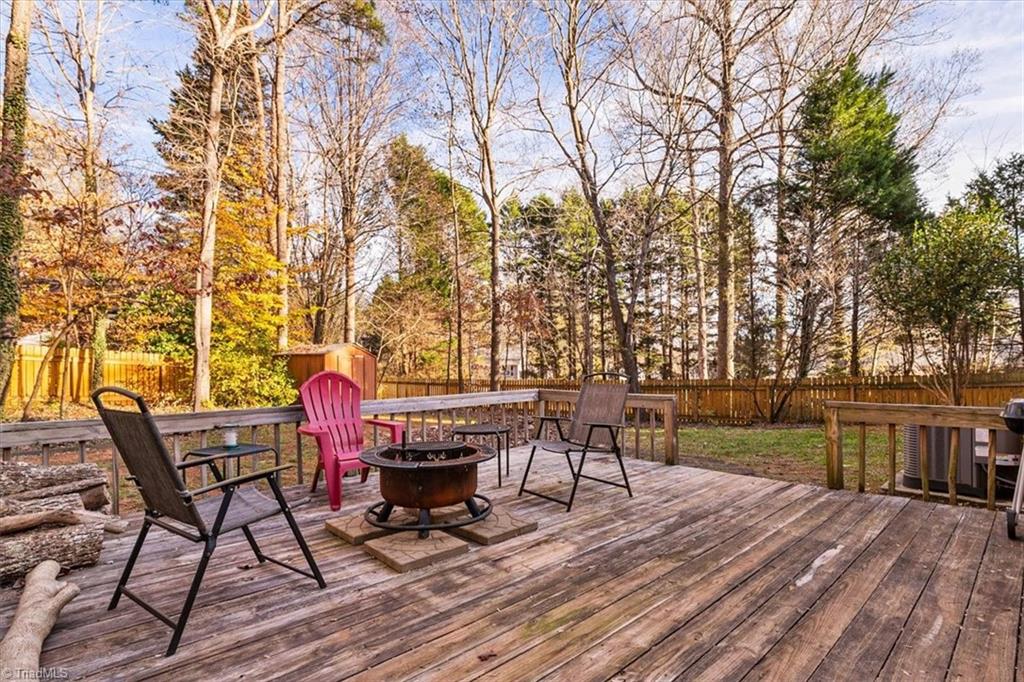 5506 Salem View Road Pfafftown, NC 27040 - Photo 33 of 43 Back deck
