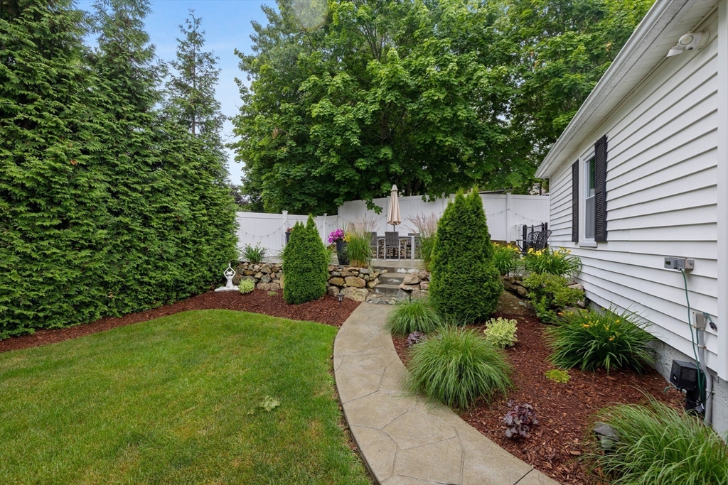 40 County Street, Unit 1 Peabody, MA 01960 - Photo 25 of 31